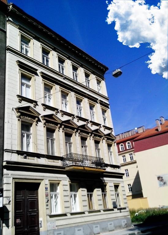 Apartment Preslova Prague Exterior photo