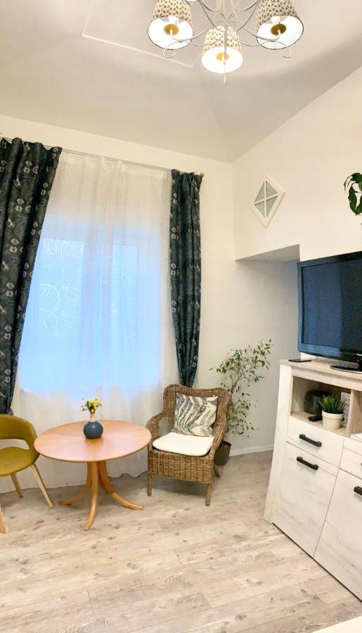 Apartment Preslova Prague Exterior photo